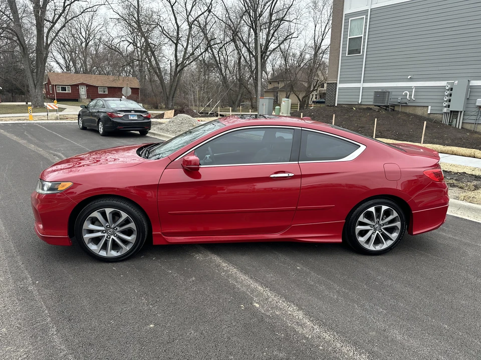 2014 Honda Accord 9th Gen - Image 14 of 31