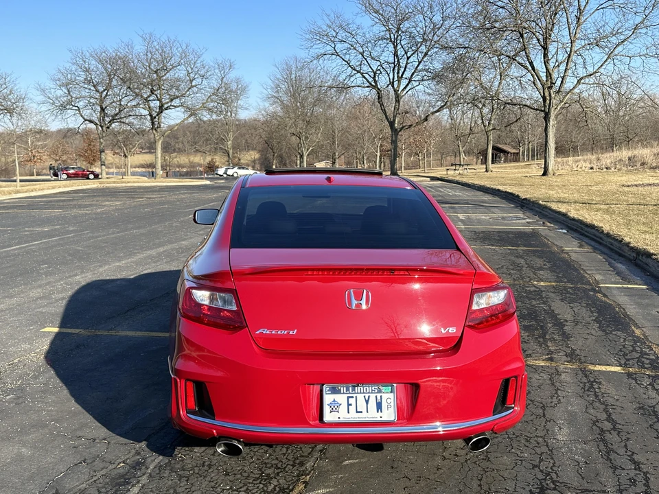 2014 Honda Accord 9th Gen - Image 23 of 31