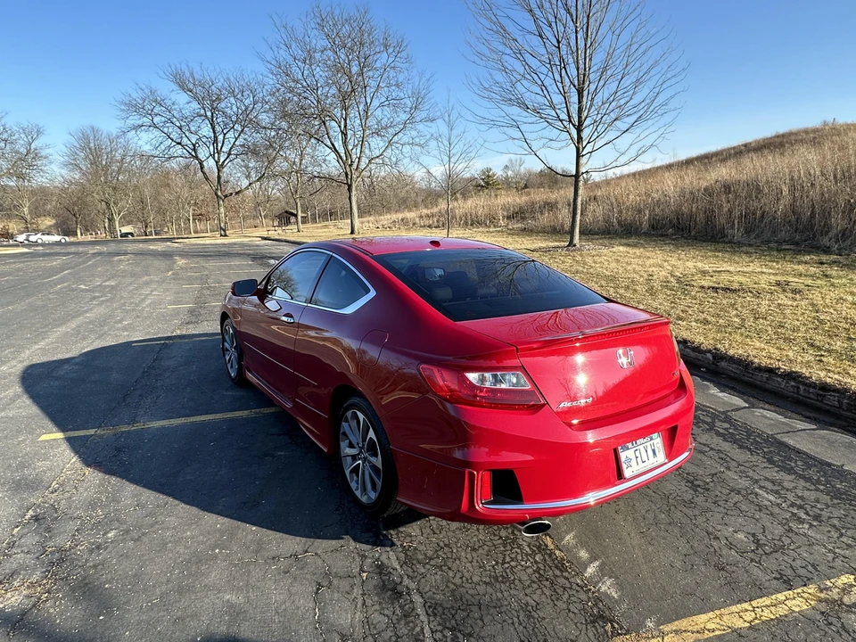 2014 Honda Accord 9th Gen - Image 20 of 31