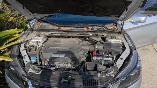 2014 Honda Accord 9th Gen - Image 17 of 21