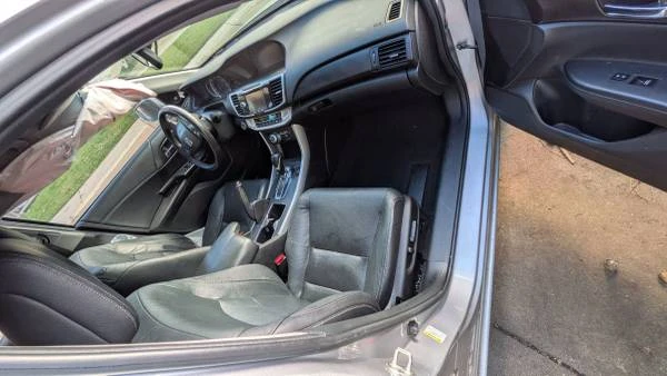2014 Honda Accord 9th Gen - Image 9 of 21