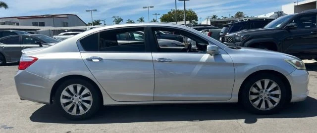 2014 Honda Accord 9th Gen - Image 2 of 3