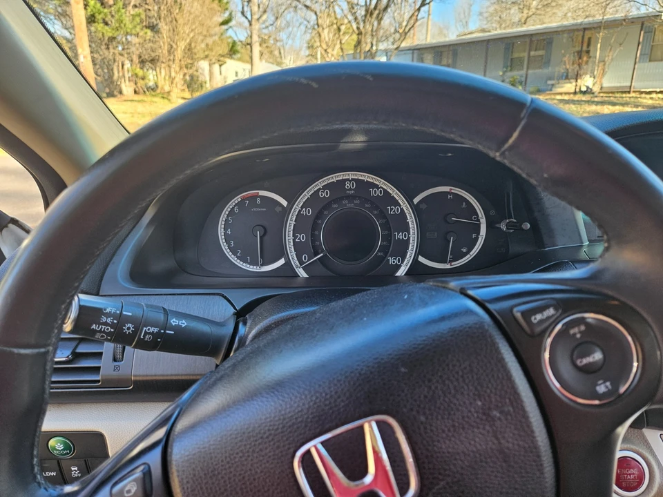 2014 Honda Accord 9th Gen - Image 12 of 18