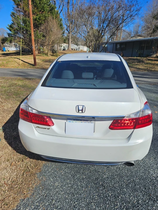 2014 Honda Accord 9th Gen - Image 7 of 18