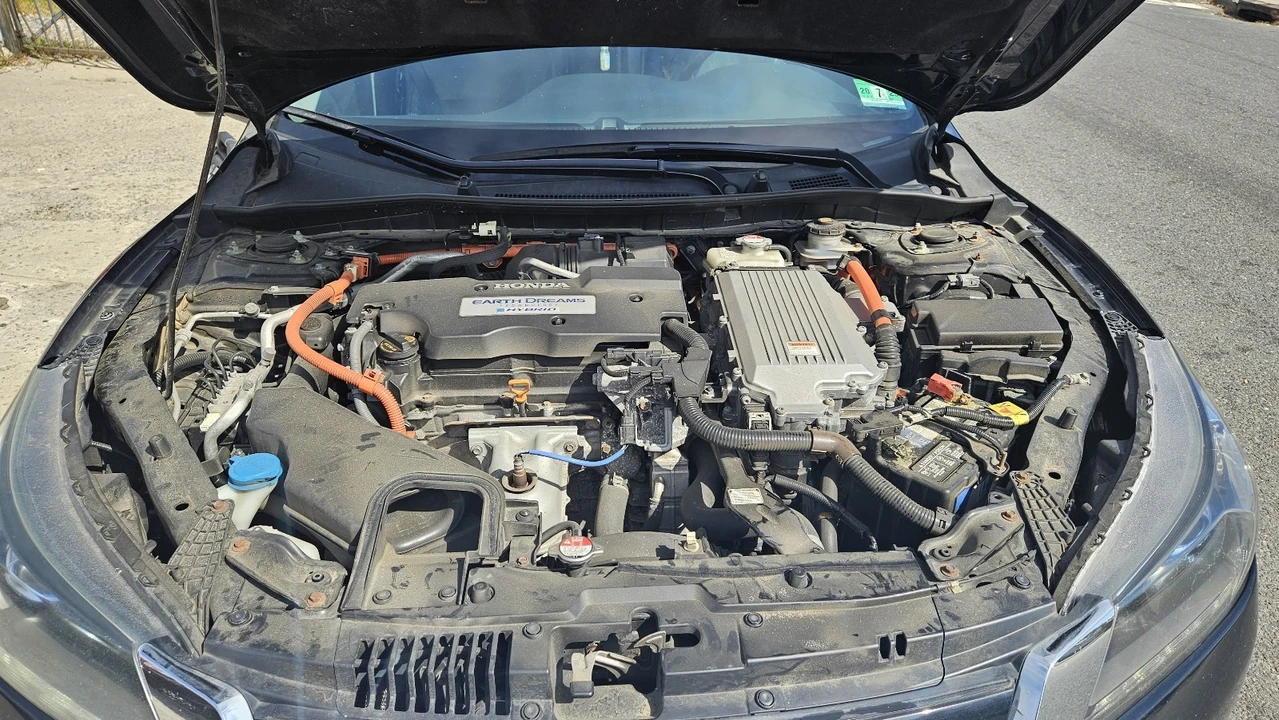 2014 Honda Accord 9th Gen - Image 19 of 19