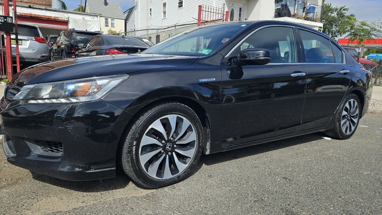 2014 Honda Accord 9th Gen - Image 9 of 19