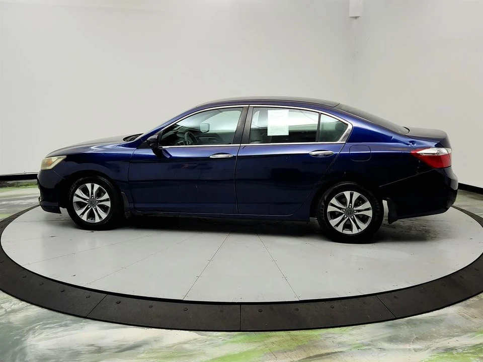 2014 Honda Accord 9th Gen - Image 8 of 21