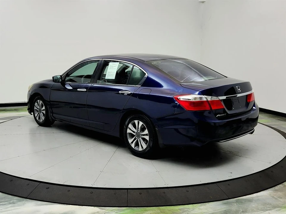 2014 Honda Accord 9th Gen - Image 7 of 21
