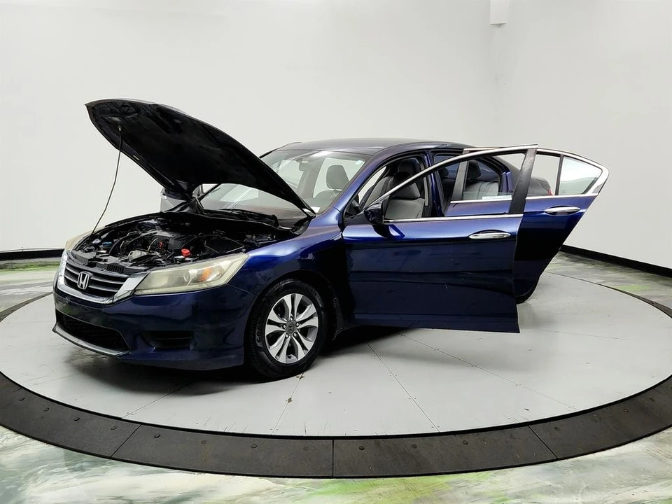 2014 Honda Accord 9th Gen - Image 9 of 21