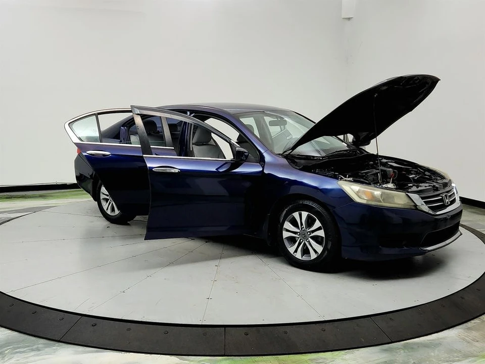 2014 Honda Accord 9th Gen - Image 10 of 21
