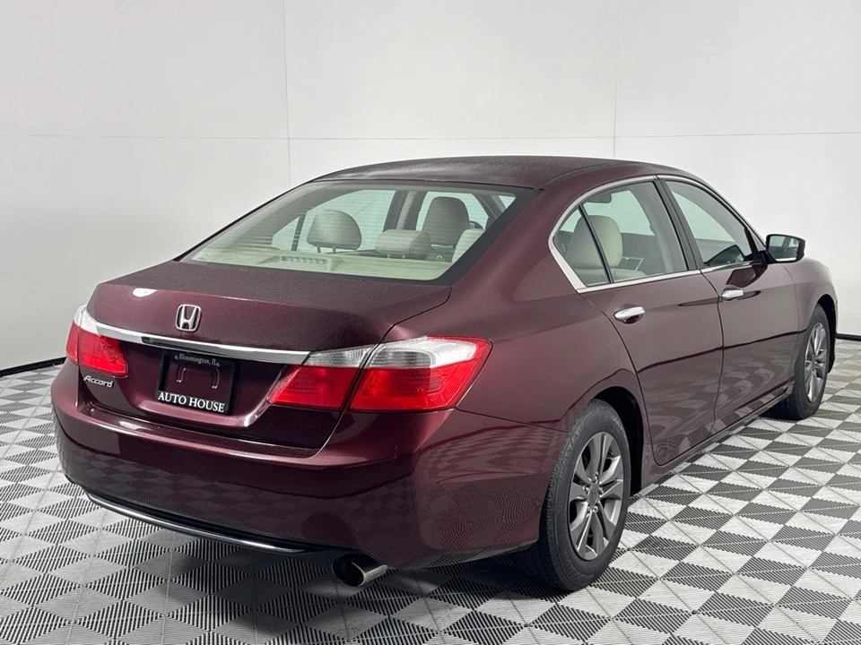 2014 Honda Accord 9th Gen - Image 5 of 12