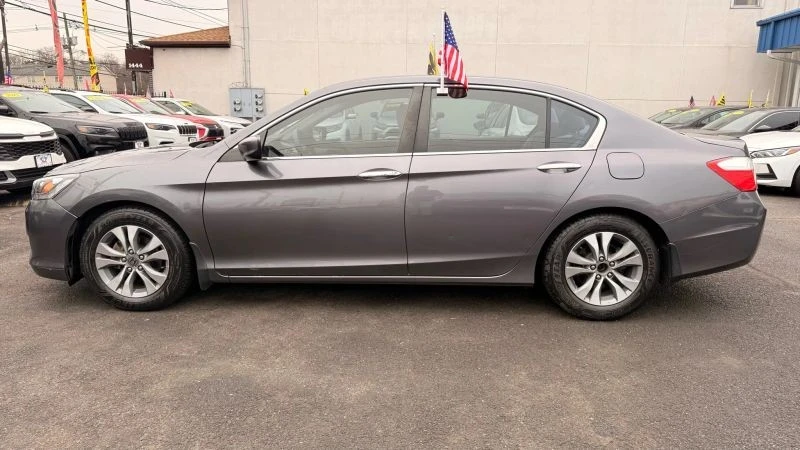 2014 Honda Accord 9th Gen - Image 9 of 12