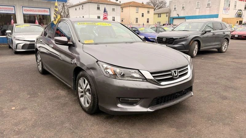 2014 Honda Accord 9th Gen - Image 2 of 12