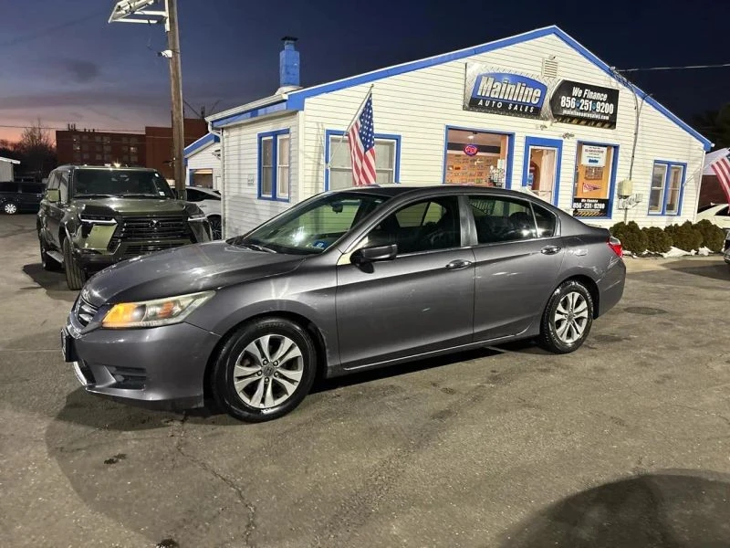 2014 Honda Accord 9th Gen - Image 3 of 12