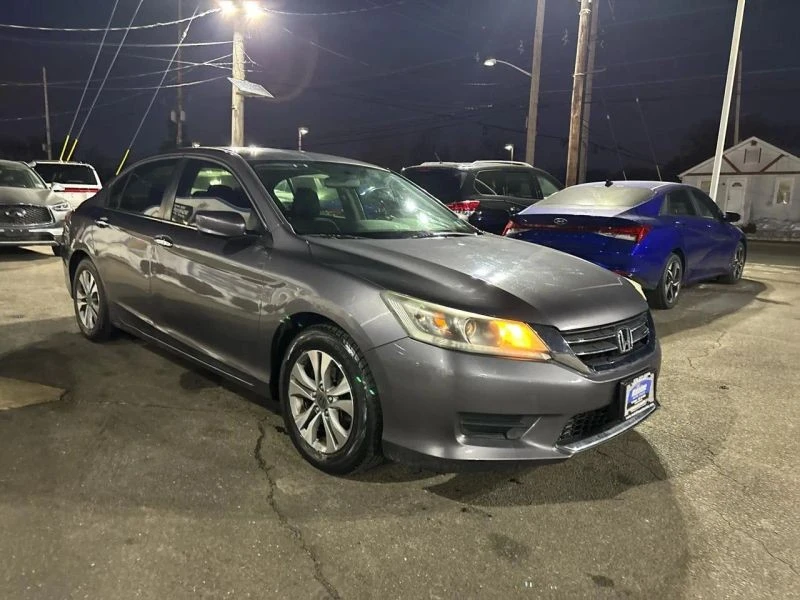 2014 Honda Accord 9th Gen - Image 9 of 12