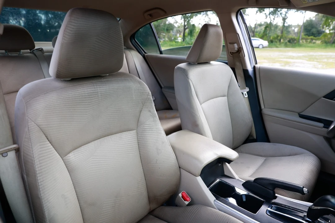 2014 Honda Accord 9th Gen - Image 18 of 21