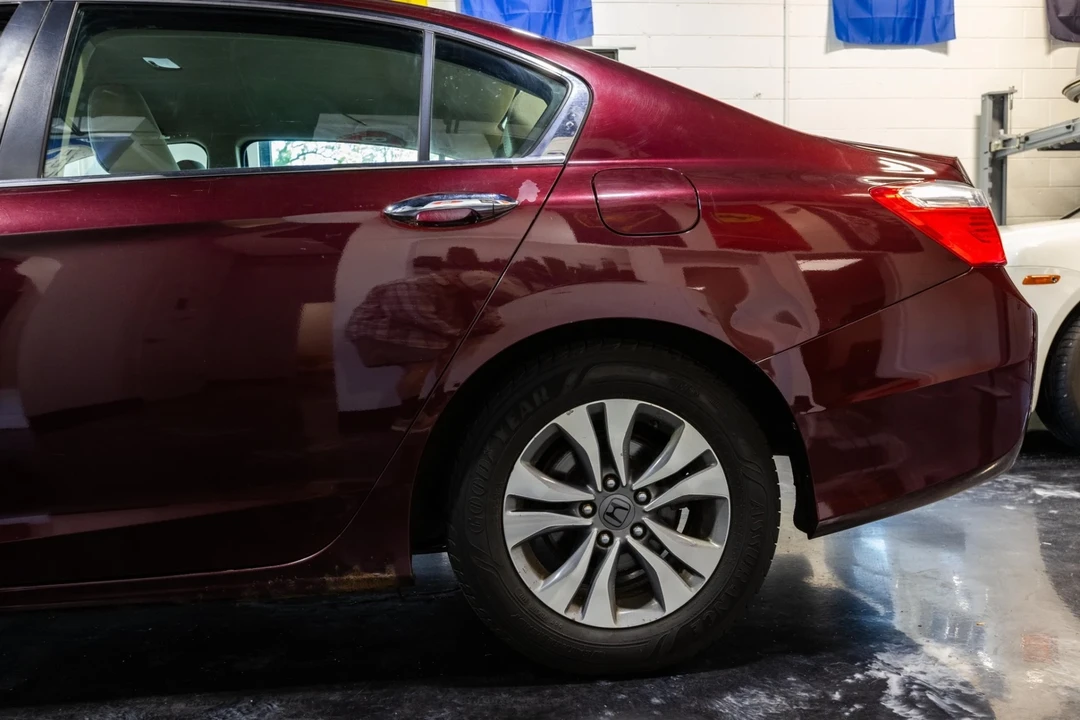 2014 Honda Accord 9th Gen - Image 8 of 21