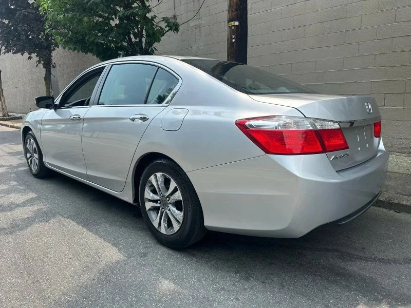 2014 Honda Accord 9th Gen - Image 7 of 12