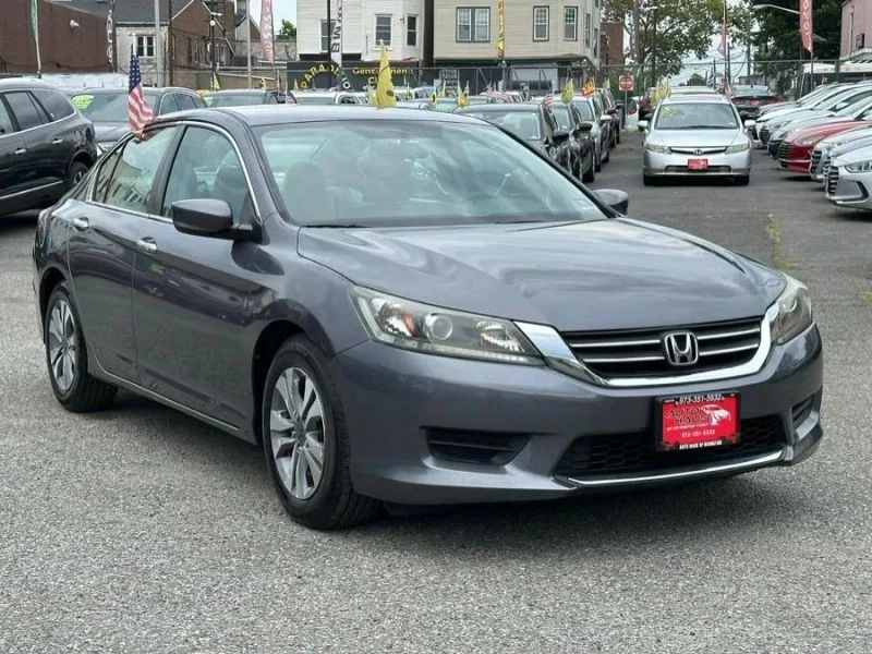 2014 Honda Accord 9th Gen - Image 3 of 12