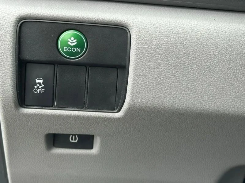 2014 Honda Accord 9th Gen - Image 11 of 12
