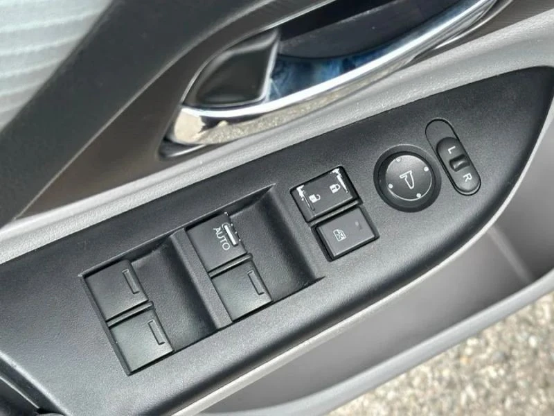 2014 Honda Accord 9th Gen - Image 9 of 12