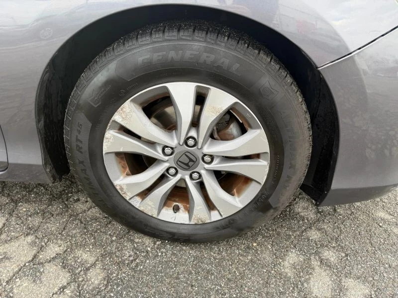 2014 Honda Accord 9th Gen - Image 9 of 12