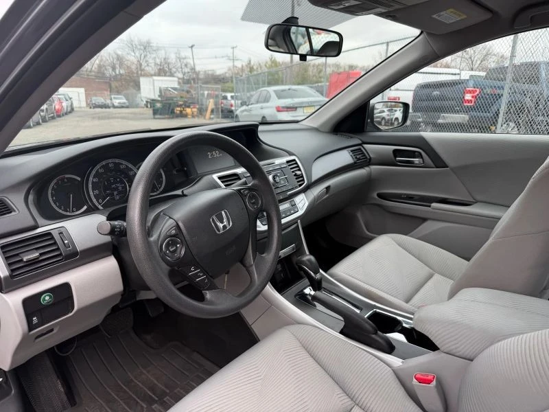 2014 Honda Accord 9th Gen - Image 10 of 12