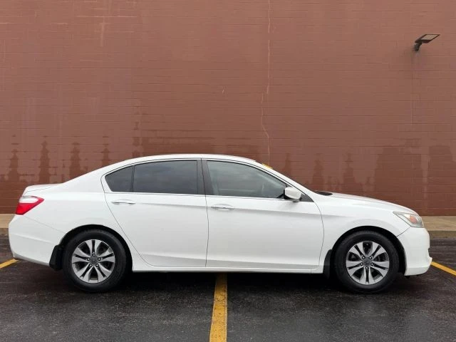 2014 Honda Accord 9th Gen - Image 7 of 21