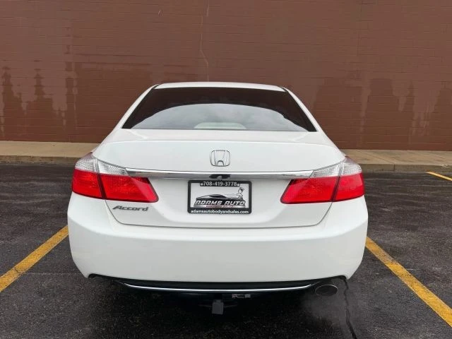 2014 Honda Accord 9th Gen - Image 9 of 21