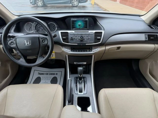 2014 Honda Accord 9th Gen - Image 15 of 21