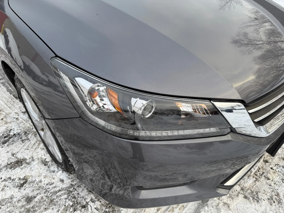 2014 Honda Accord 9th Gen - Image 8 of 20