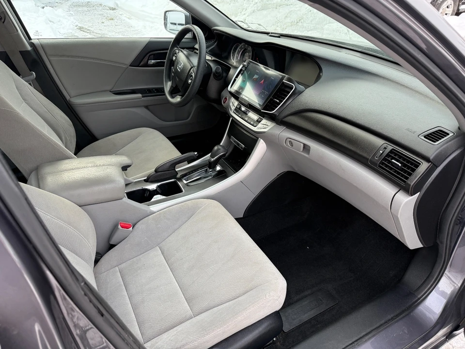 2014 Honda Accord 9th Gen - Image 16 of 20