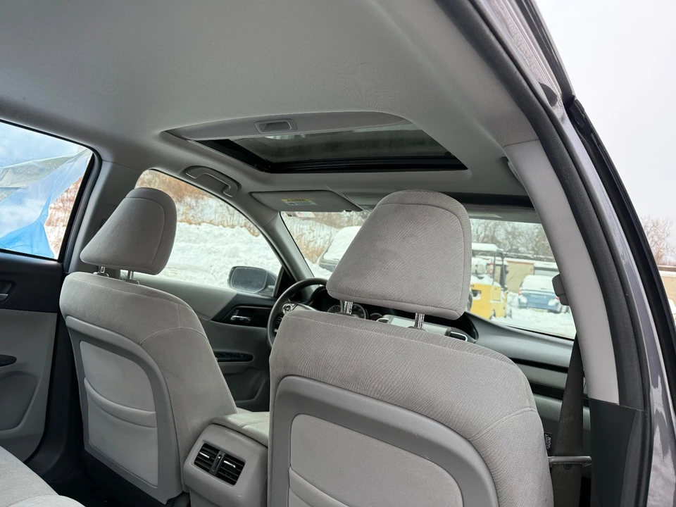 2014 Honda Accord 9th Gen - Image 18 of 20