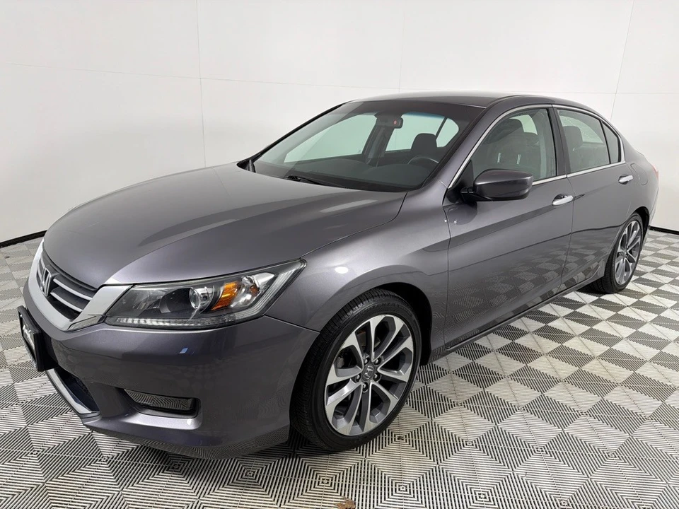 2014 Honda Accord 9th Gen - Image 9 of 12