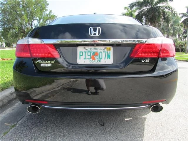 2014 Honda Accord 9th Gen - Image 5 of 12