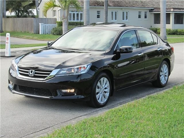 2014 Honda Accord 9th Gen - Image 9 of 12