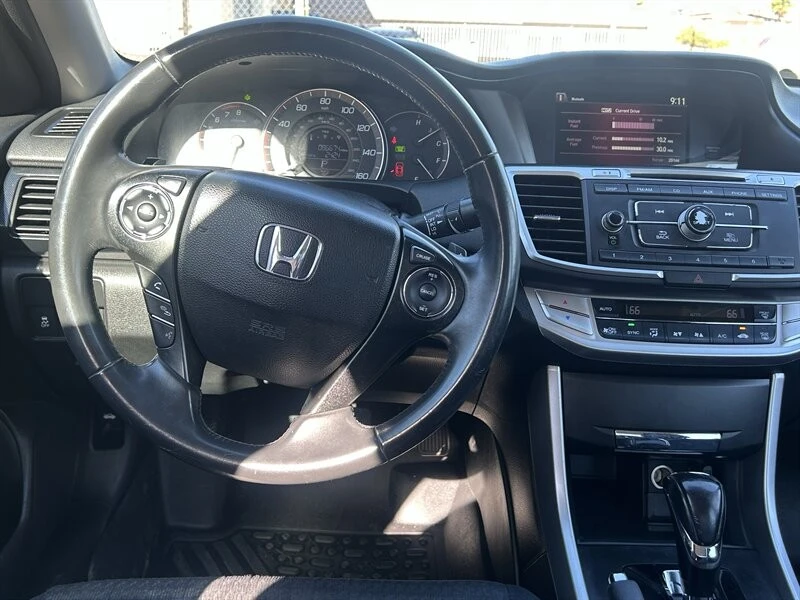 2014 Honda Accord 9th Gen - Image 13 of 31