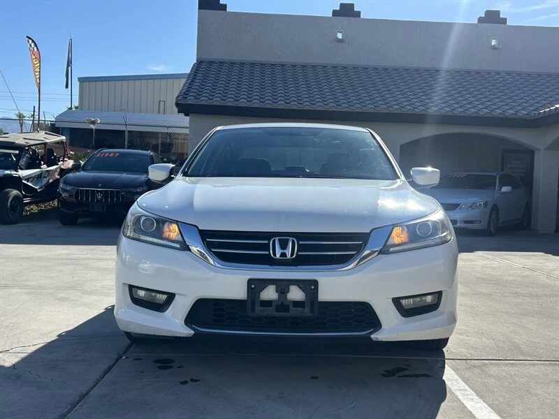 2014 Honda Accord 9th Gen - Image 2 of 31