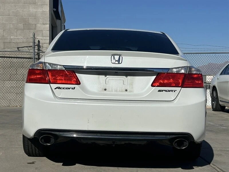 2014 Honda Accord 9th Gen - Image 5 of 31