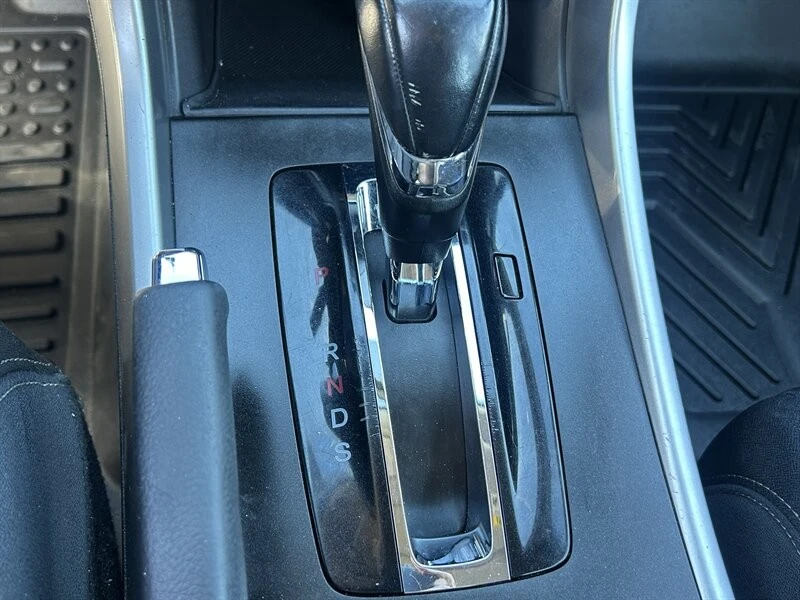 2014 Honda Accord 9th Gen - Image 19 of 31