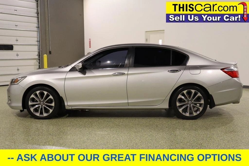 2014 Honda Accord 9th Gen - Image 5 of 12