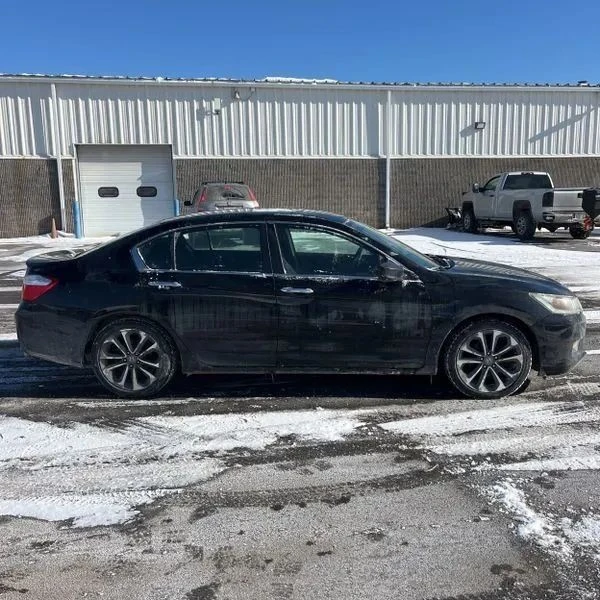 2014 Honda Accord 9th Gen - Image 10 of 12