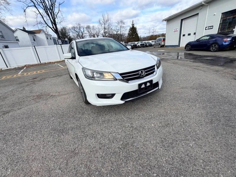 2014 Honda Accord 9th Gen - Image 5 of 12