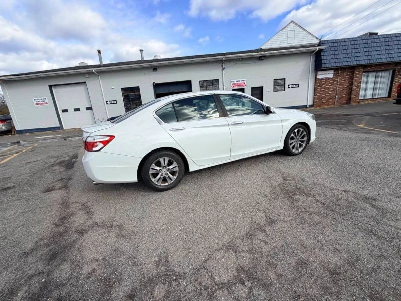 2014 Honda Accord 9th Gen - Image 10 of 12