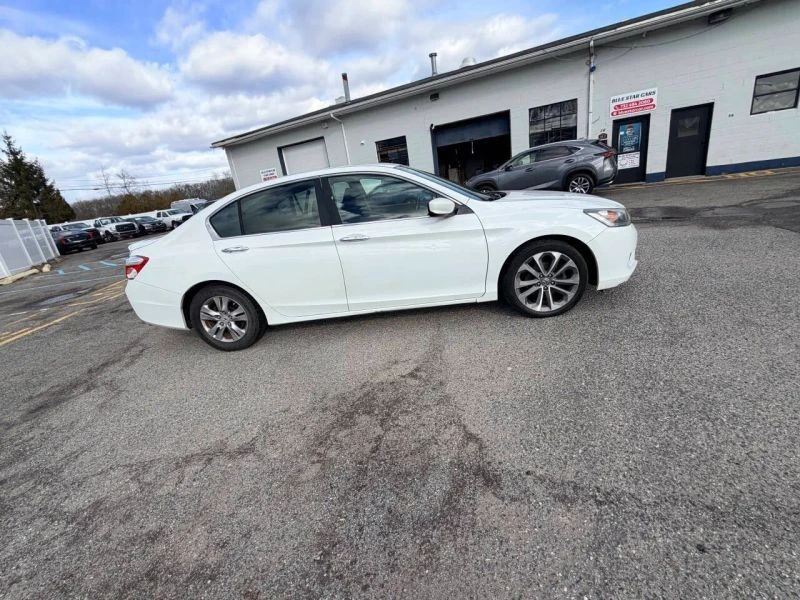 2014 Honda Accord 9th Gen - Image 8 of 12