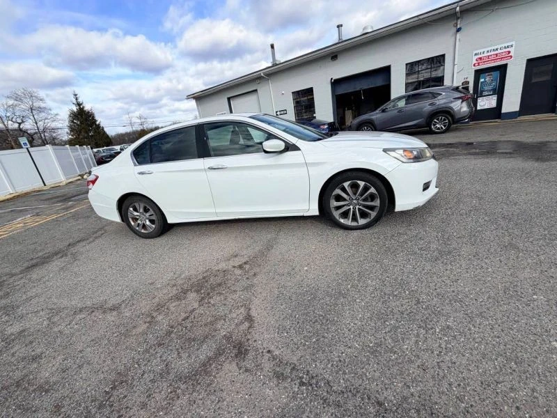 2014 Honda Accord 9th Gen - Image 9 of 12