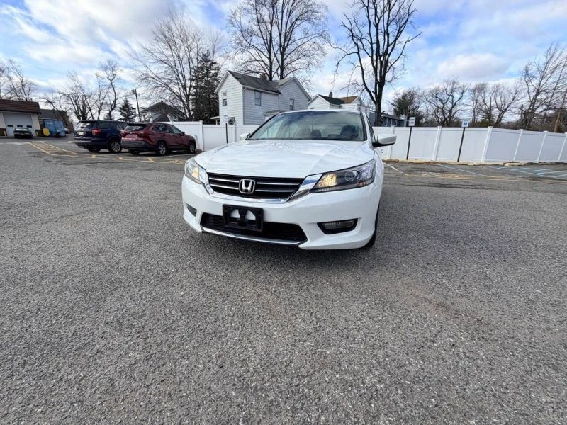 2014 Honda Accord 9th Gen - Image 2 of 12