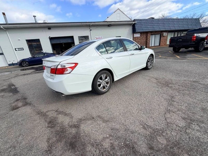 2014 Honda Accord 9th Gen - Image 11 of 12