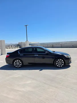 2014 Honda Accord 9th Gen - Image 2 of 12