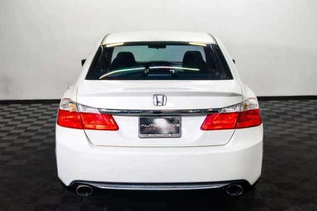 2014 Honda Accord 9th Gen - Image 17 of 21